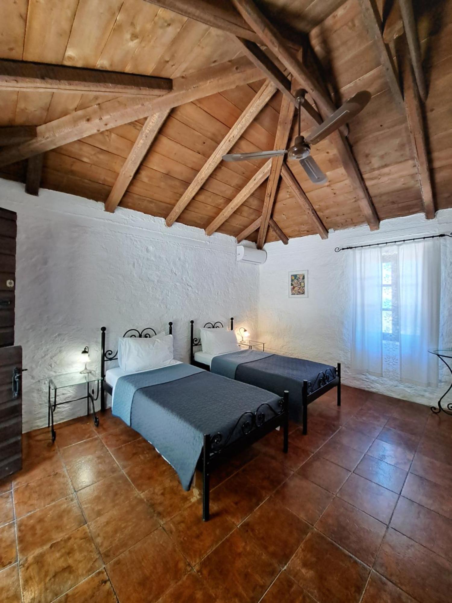 Tsivouli Accommodation Lithakia  Exterior photo