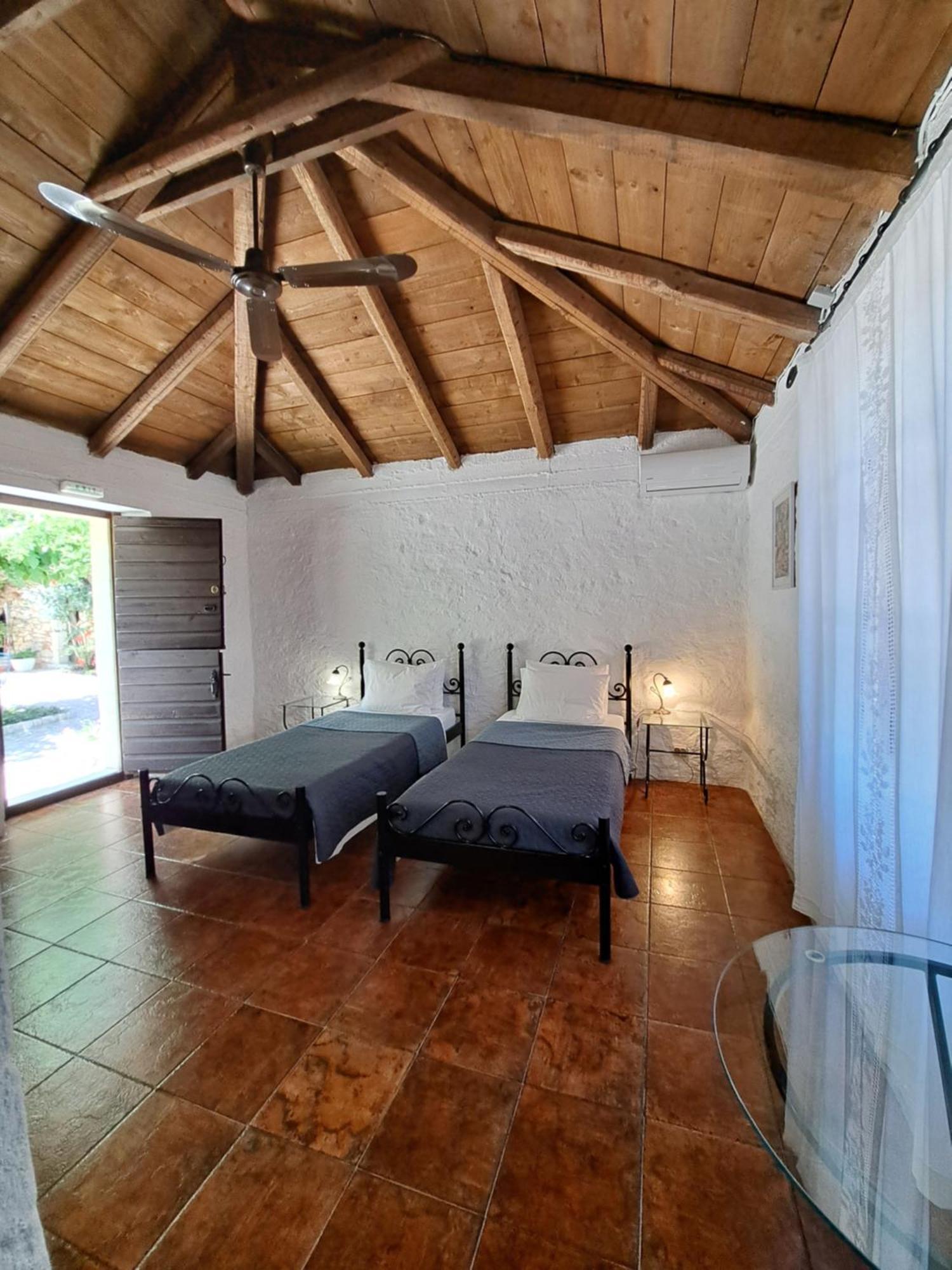 Tsivouli Accommodation Lithakia  Exterior photo